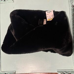 Black Faux Fur Infinity Scarf